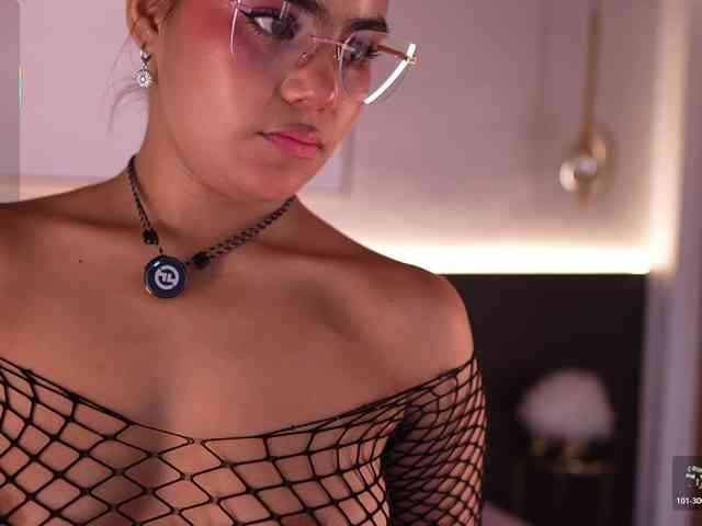 IvyEllis webcam