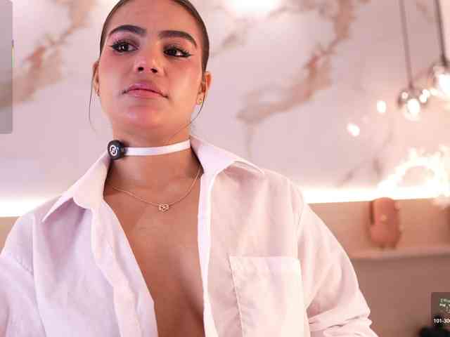 IvyEllis webcam