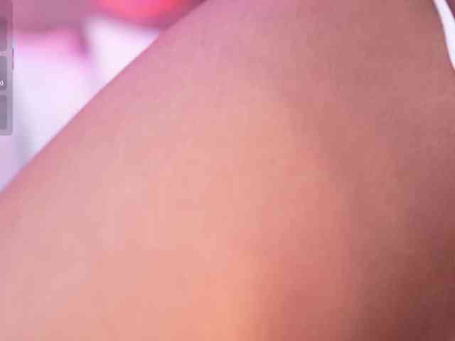 IvyEllis webcam