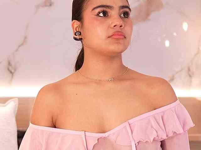 IvyEllis IvyEllis