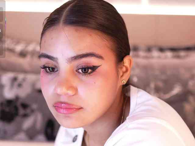 IvyEllis webcam