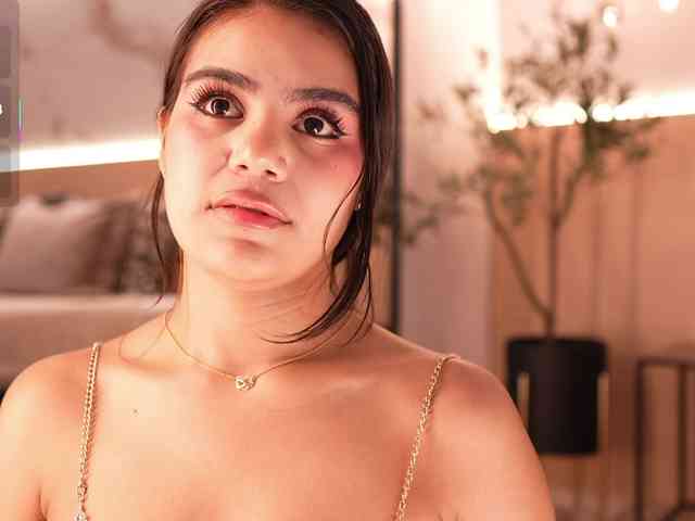 IvyEllis webcam