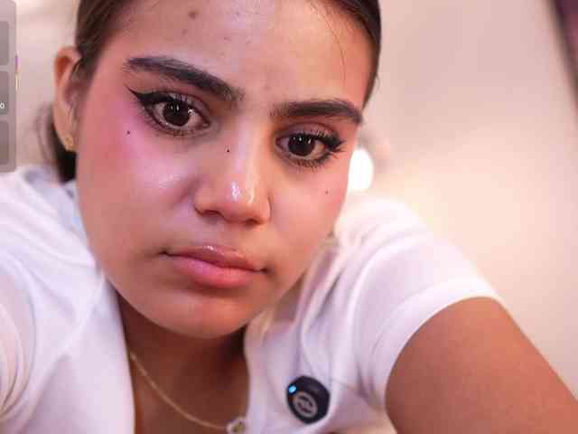 IvyEllis webcam