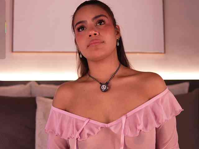 IvyEllis webcam