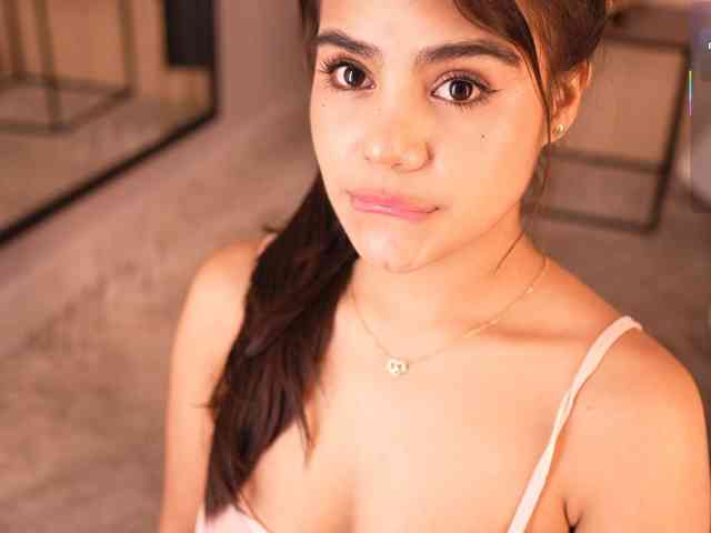 IvyEllis webcam