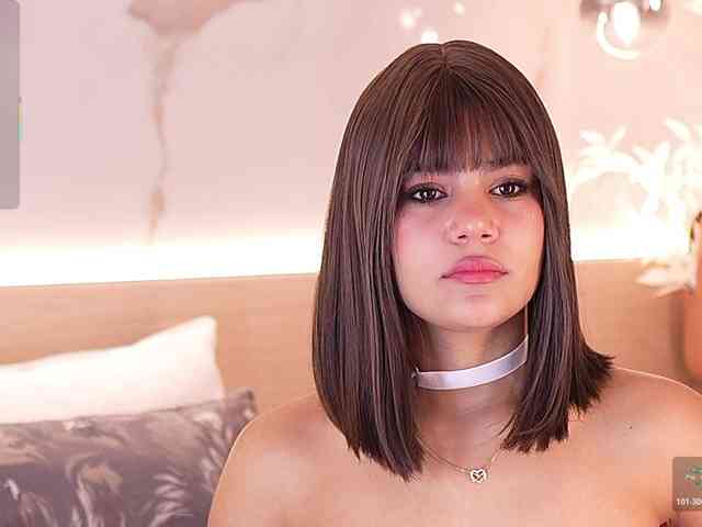 IvyEllis Live Webcam on BongaCams