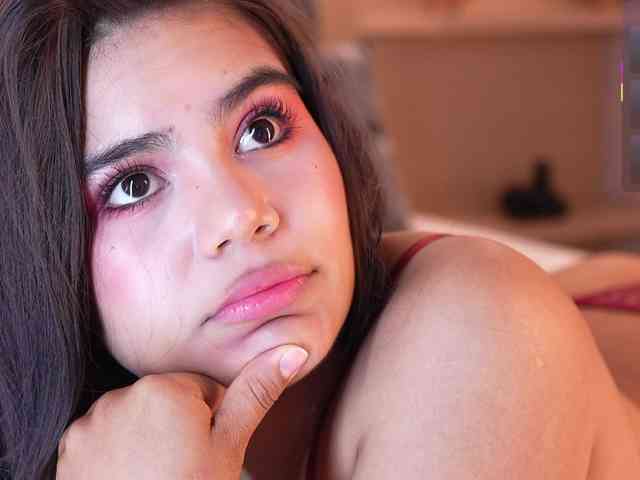 IvyEllis webcam
