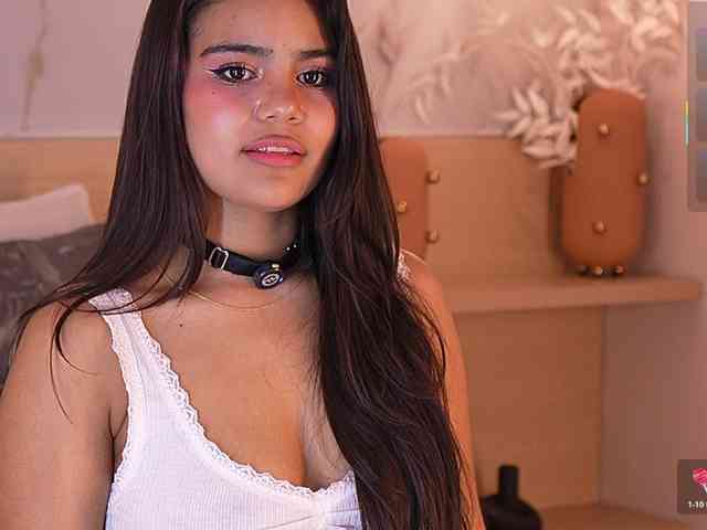 IvyEllis webcam