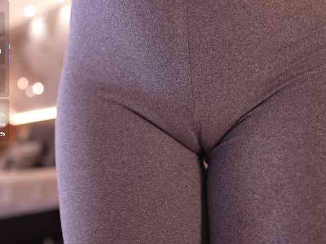 IvyEllis webcam