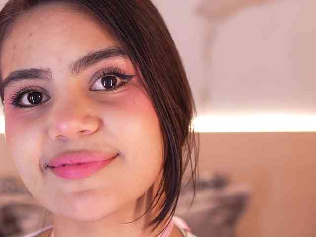 IvyEllis webcam
