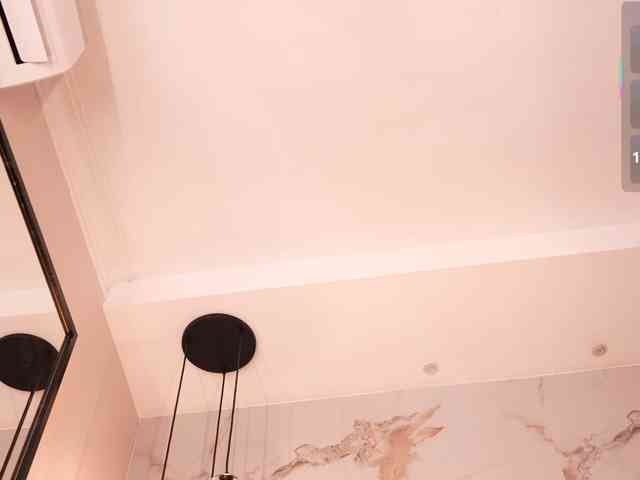 IvyEllis webcam