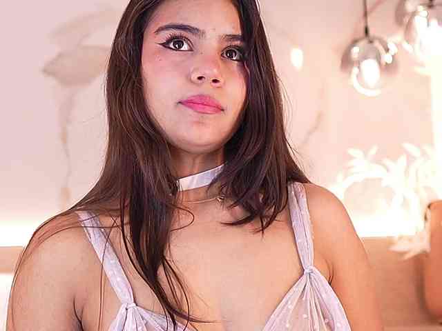 IvyEllis webcam