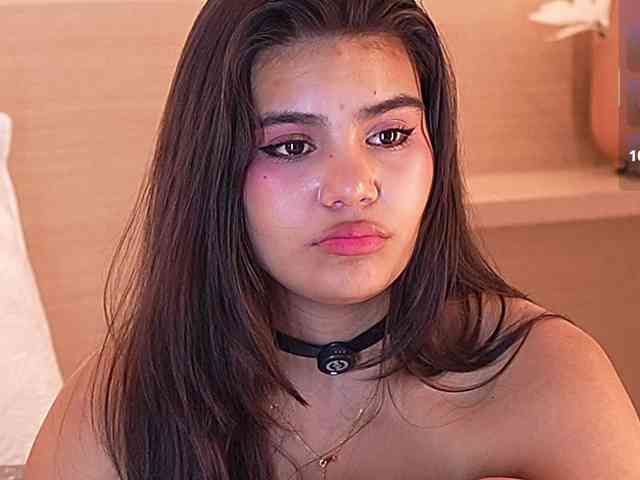 IvyEllis webcam