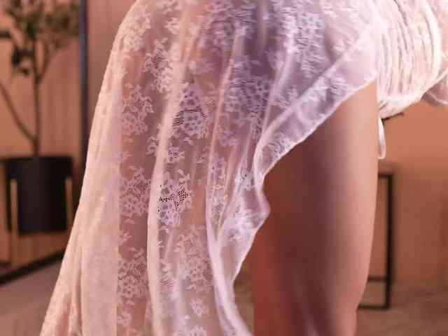IvyEllis webcam