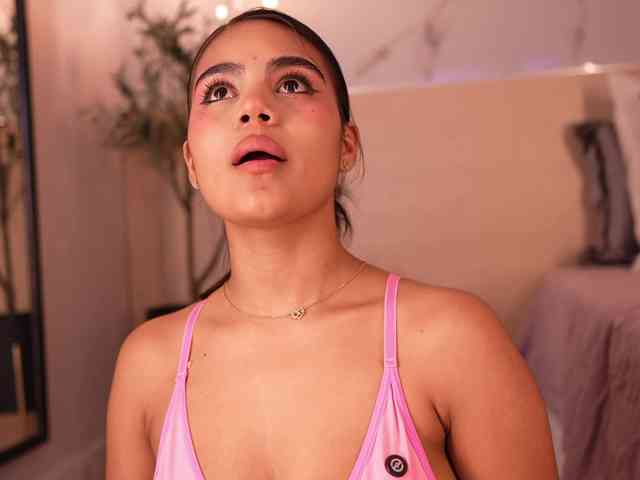 IvyEllis webcam