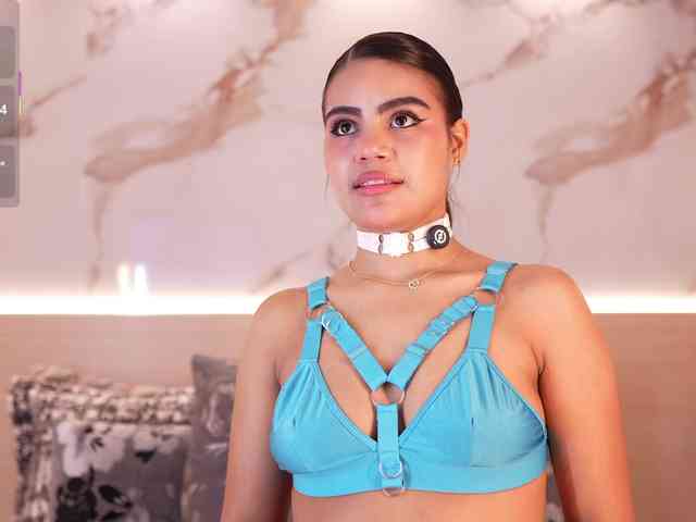 IvyEllis webcam
