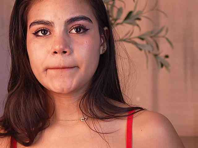 IvyEllis webcam