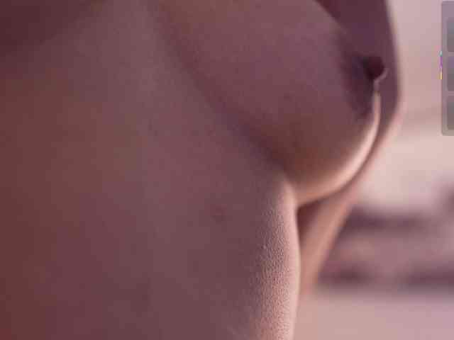 IvyEllis webcam