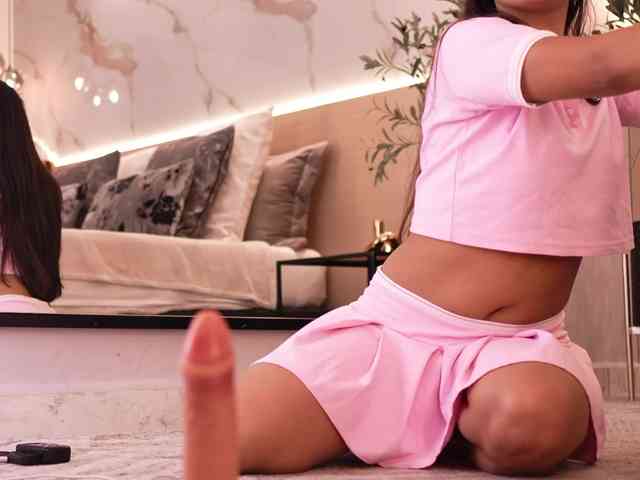 IvyEllis webcam