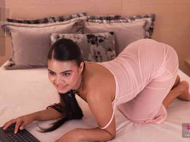 IvyEllis webcam