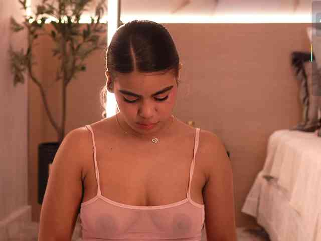 IvyEllis webcam
