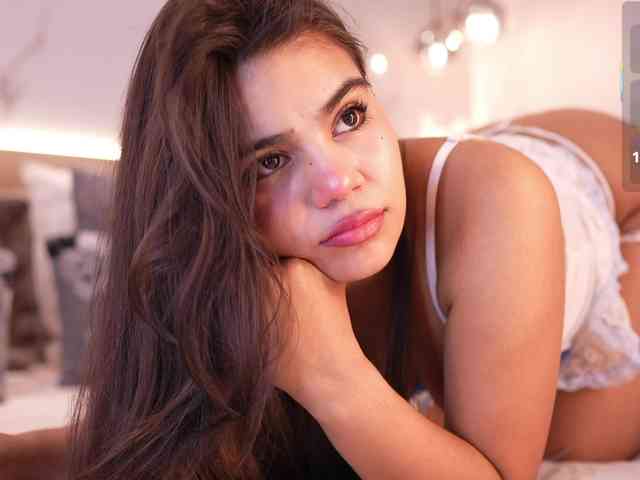 IvyEllis webcam