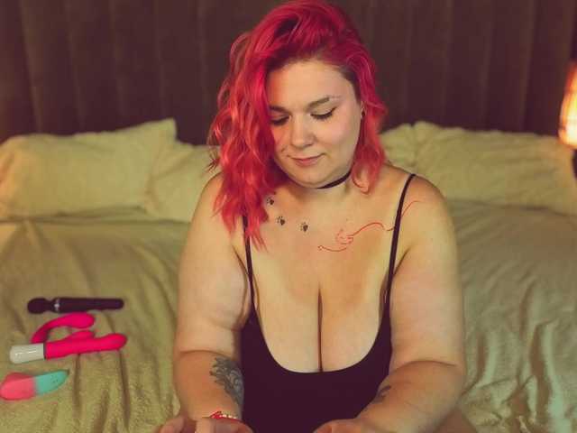 BettyDark live cam preview