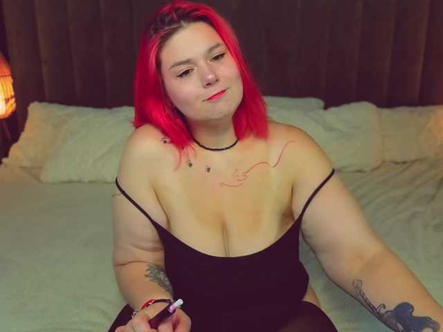BettyDark live webcam show
