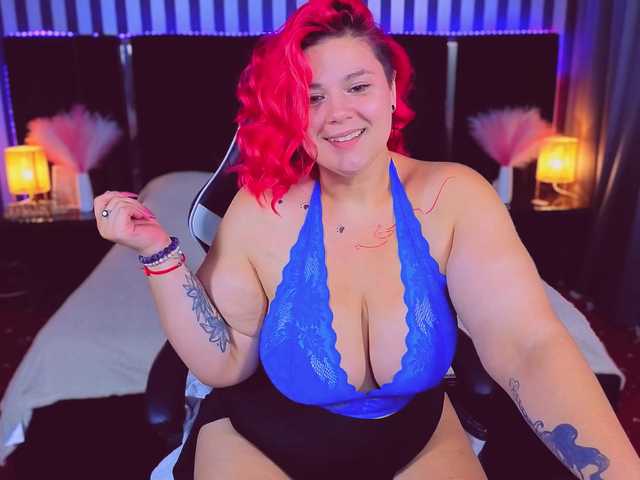 BettyDark live webcam show