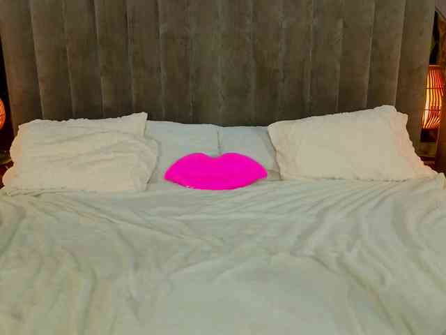 BettyDark webcam