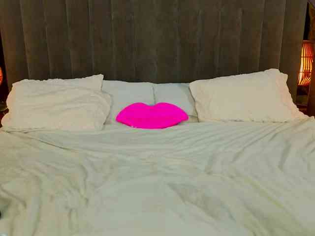 BettyDark webcam