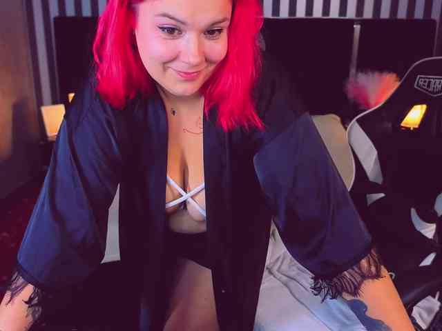 BettyDark webcam