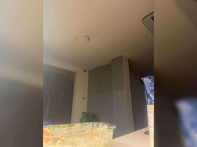Sarah2Colliins live webcam show