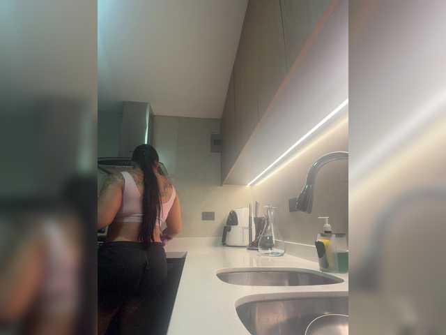 Sarah2Colliins live cam on BongaCams