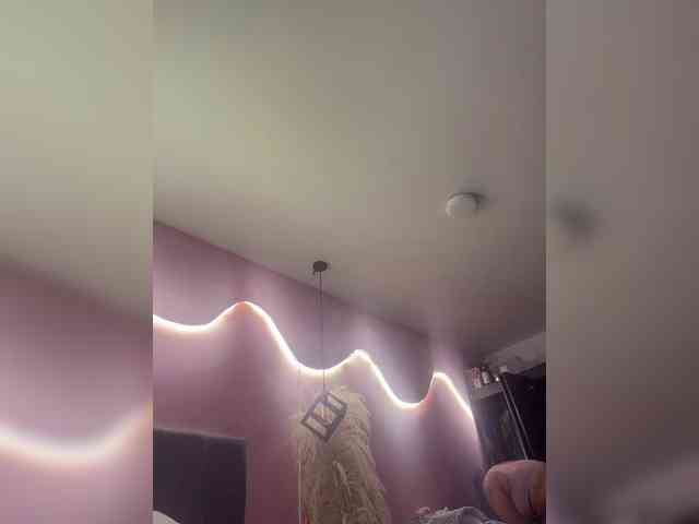 Sarah2Colliins webcam