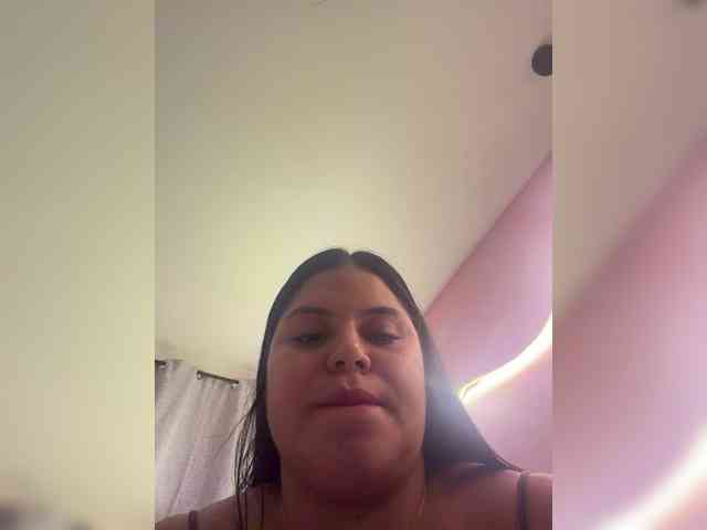 Sarah2Colliins webcam