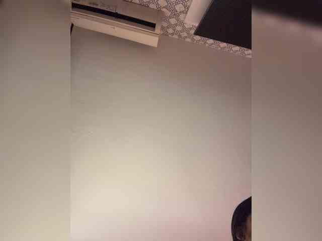 Sarah2Colliins webcam