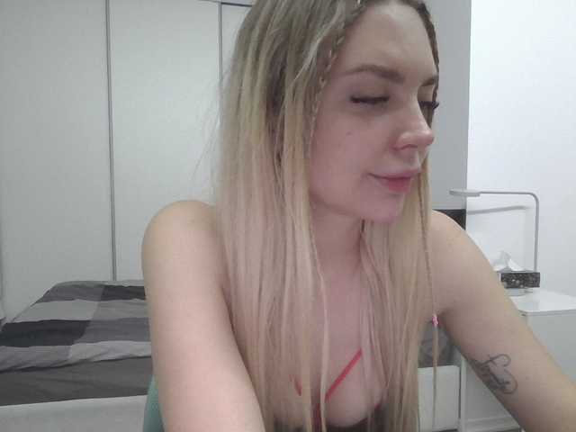 Blondie8853