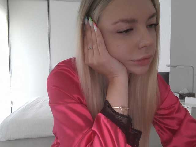 Blondie8853