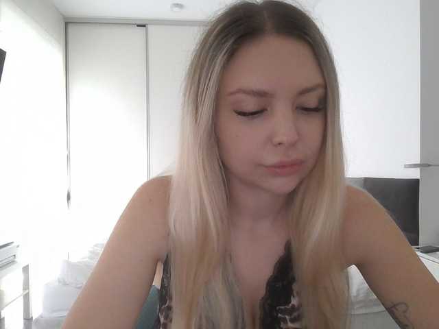 Blondie8853