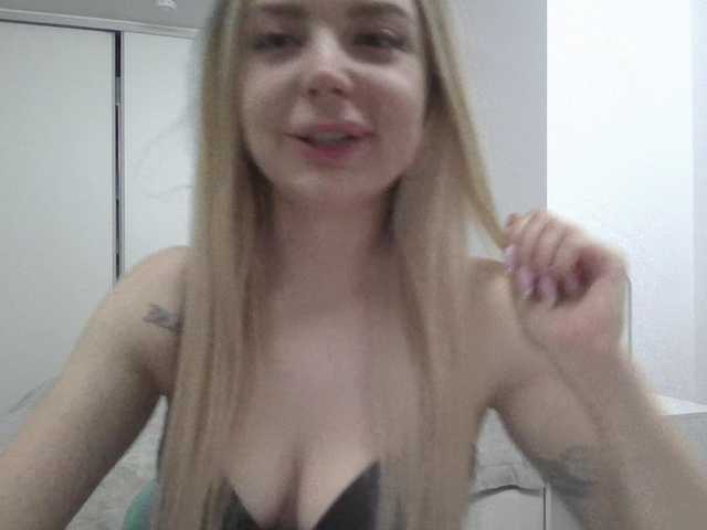 Blondie8853