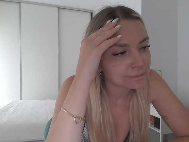 pinkpanther8899 live webcam show