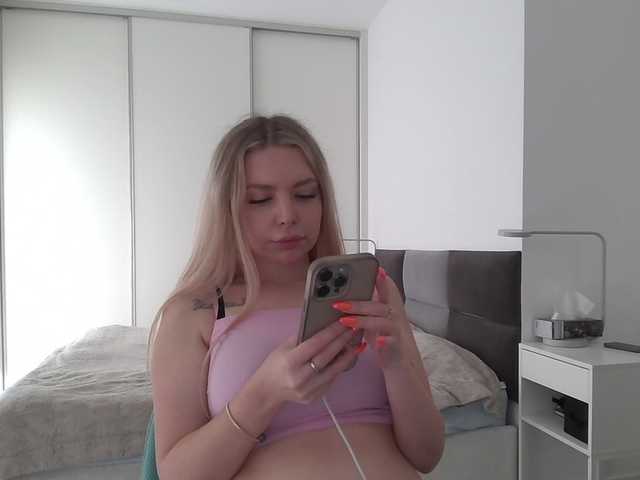 pinkpanther8899 webcam