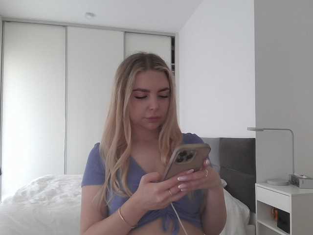 Blondie8853
