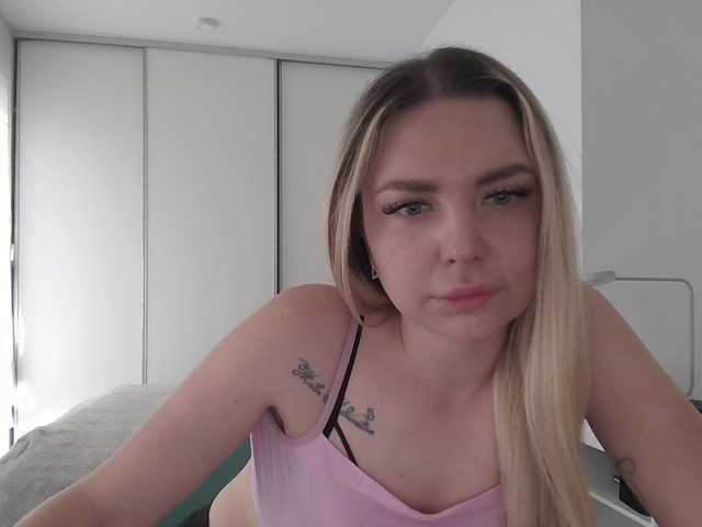 Blondie8853
