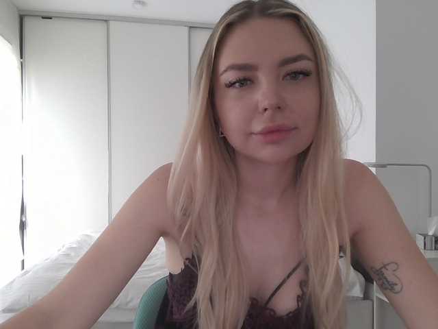 Blondie8853