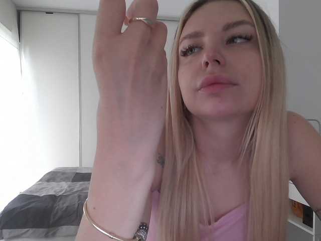Blondie8853