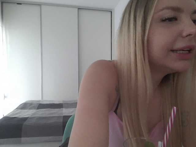 Blondie8853