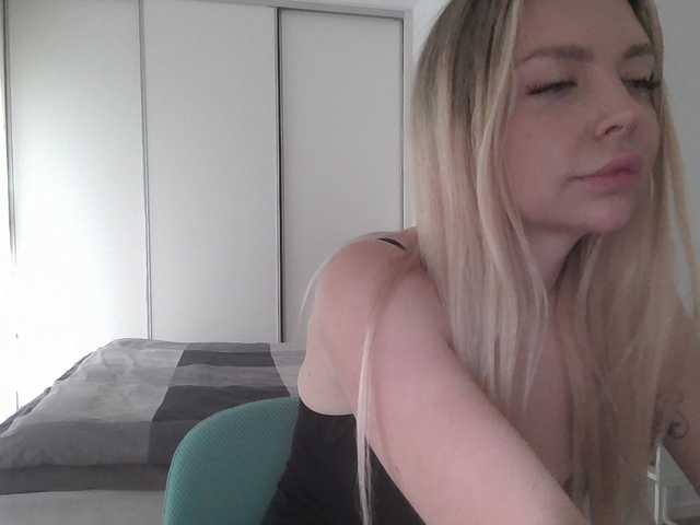 Blondie8853