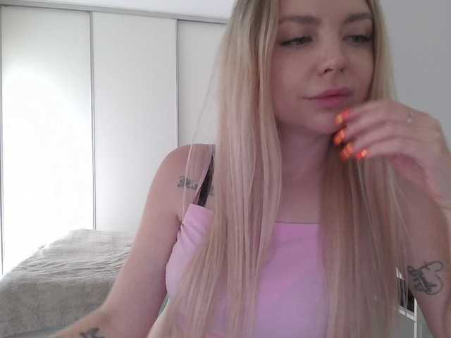 Blondie8853